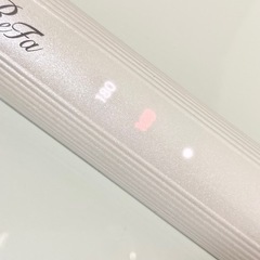 美品 リファ ストレートアイロン の画像
