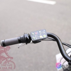 子供乗せ電動アシスト自転車  ヤマハBikkeの画像