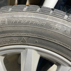 195/65R15のスタッドレスタイヤとホイールのセット
の画像