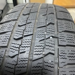 195/65R15のスタッドレスタイヤとホイールのセット
の画像