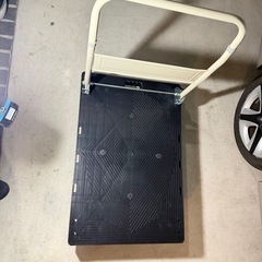 新品耐荷重300kg折りたたみ台車の画像