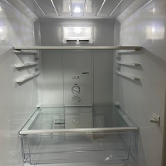 2021年製の冷蔵庫の画像