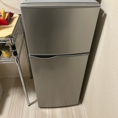【美品】SHARP  冷蔵庫　2019年製　単身向けの画像