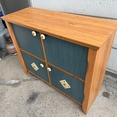 アンティーク調　キャビネット　収納ラック　　65×78×29(cm)の画像