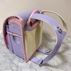 【新品未使用】ランドセル 女の子 可愛い 大容量 小学校 紫 刺繍 軽量 A4ファイルの画像