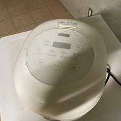 炊飯器の画像