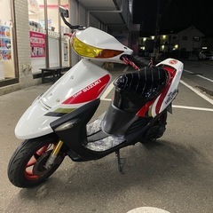 セピア　v100 zz原付　バイクの画像