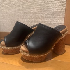 厚底
サンダルの画像