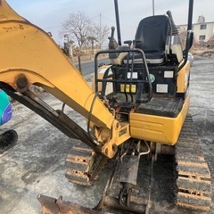 《春の準備はお済みですか》CATミニユンボの画像