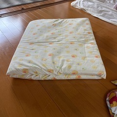 ベビー布団  2つ折りタイプの画像