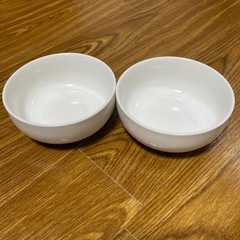 DAISO 白いサラダボール10皿の画像