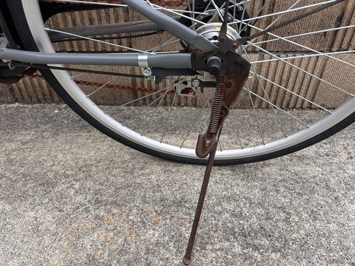 ノーパンクタイヤ　自転車