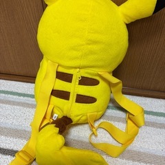 ピカチュウリュック　ぬいぐるみ　ポケモンの画像