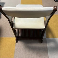 子供用学習机用イスの画像