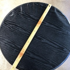 丸テーブルの画像