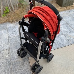 Combi コンビ　ベビーカー　ディアグラッセ オート4キャスの画像