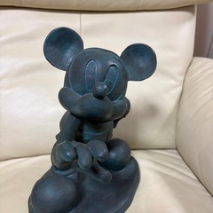 ミッキー鉄製の像の画像