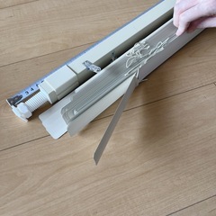 アルミ ブラインド 突っ張り アイボリー
の画像