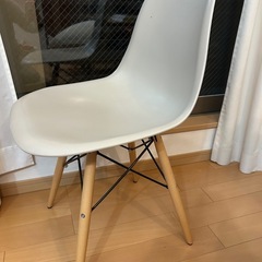 シェルチェア イームズ風リプロダクト ダイニングチェアの画像