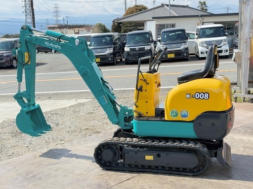 クボタ　ミニユンボ　K-008 　油圧ショベル　可変脚　ブレーカー配管口付き　　2WAYマルチ 　0.8tクラス　全国陸送可能