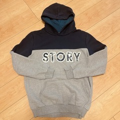 【数回使用】ファミリーお揃い洋服の画像