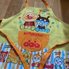 キッズ エプロン  100 アンパンマンの画像