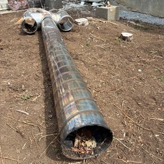 ステンレスの煙突
の画像