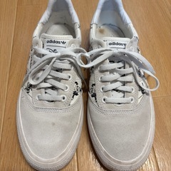 Disney スニーカー　25.5センチの画像