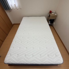 ニトリニトリ  セミダブルマットレス(NスリープハードH3-CC) 　　　　　スノコフレームつきの画像