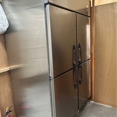 業務用冷蔵庫の画像