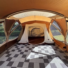 大型2ルームテントの画像