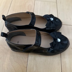 18センチ　フォ-マル靴　女の子の画像