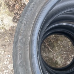 ラジアルタイヤ　225/45R18 YOKOHAMAの画像