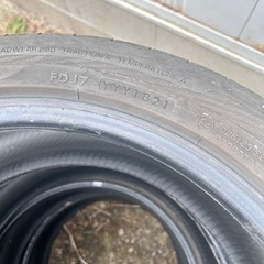 ラジアルタイヤ　225/45R18 YOKOHAMAの画像