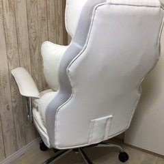 【岡山市引取り】ゲーミングチェアの画像