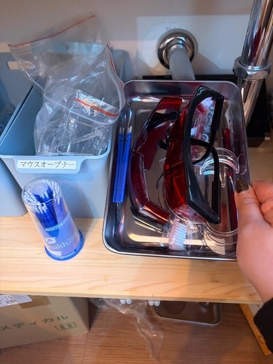 歯のホワイトニング機器（美品）(値段交渉可） ♪