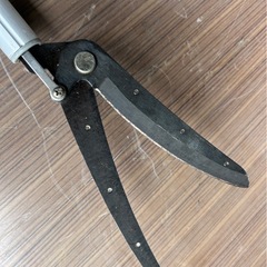 伸縮可能　枝切り鋏　　の画像
