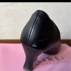 KIREIパンプス 黒 ブラック シンプル ビジネスバッグ トートバッグ ブラック 黒 就活 リクルート A4対応の画像