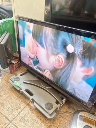 シャープ　40インチテレビ　値下げ　