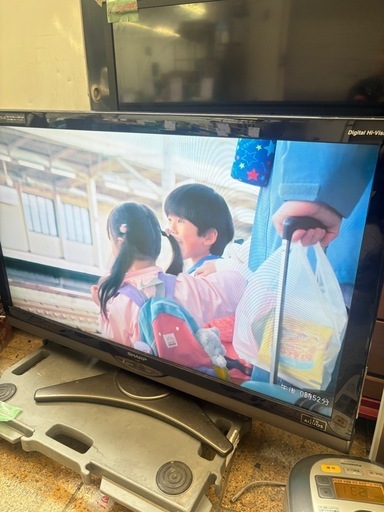 シャープ　40インチテレビ　値下げ　