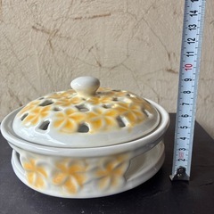 蚊取り線香.お香ケース　プルメリアの画像