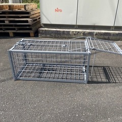 小動物用箱罠　害獣対策　保護猫捕獲　保護機　檻　新品　はこわな　国産　 アナグマ　タヌキ　ネコ　配送可能の画像