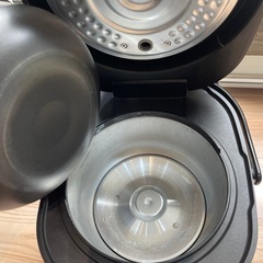 【シャープ炊飯器】【3合炊き】2020年製★クリーニング済み/6ヶ月保証付き【管理番号0323】野の画像