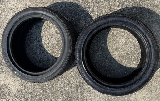 タイヤ2本　215/45R17  87H 