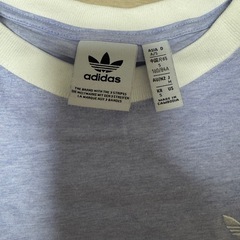 adidas Tシャツの画像