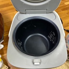 2022年製　山善　炊飯器の画像