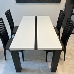 ダイニングテーブルセットの画像