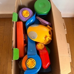 知育玩具【8ヶ月頃から2歳頃まで】の画像