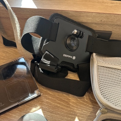 アクションカメラ　insta360 ace proとその他レンズやオプションパーツになります