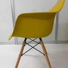 美品、おしゃれな椅子、ダイニングチェアの画像